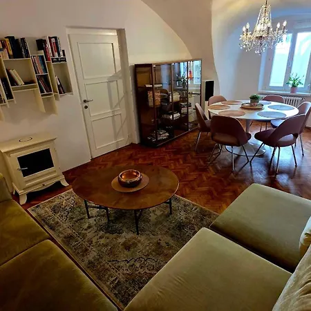 Apartment Golden Spur - Old Town