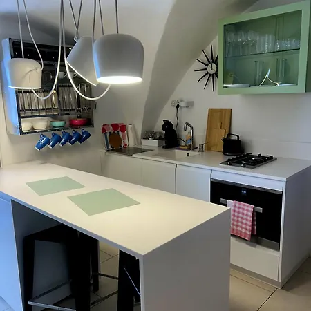 Golden Spur - Old Town Apartment Bratislava